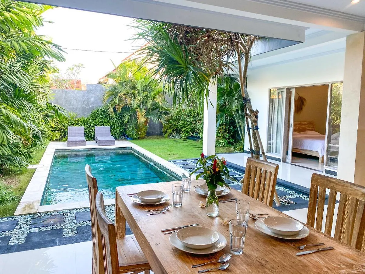 Tropical Luxe Villas Canggu - Finns & Atlas
